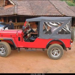 Jeep cut chase mahindra